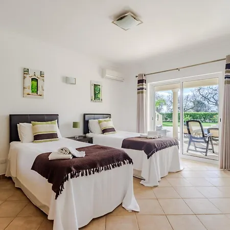 Villa Terras Altas 21, Near Porto De Mos Lagos